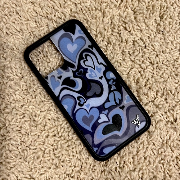 Gently used Salem Mitchell Wildflower IPhone 11 Pro Case - Picture 1 of 3